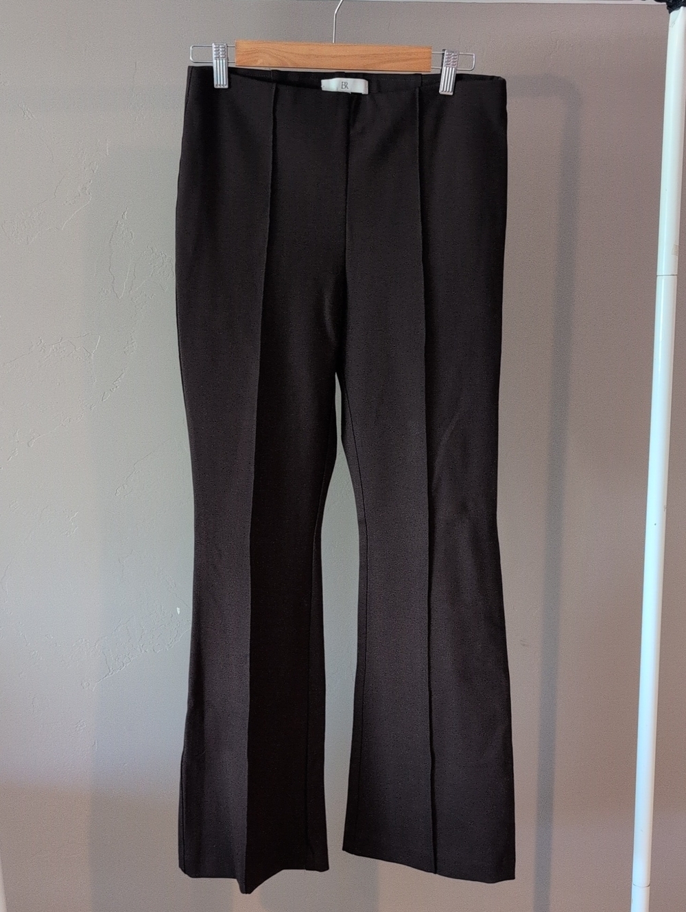 Banana Republic Brown Pull On Trouser Pants With Pin Tuck And Flare Leg